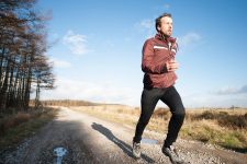 Jogging this autumn, natural jogging health tips and pain relief